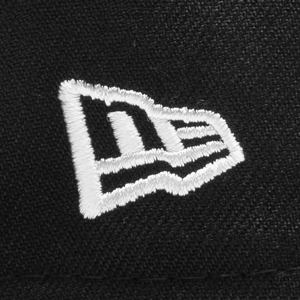 FEATURE x New Era 9Fifty A-Frame Old English F Snapback - Black